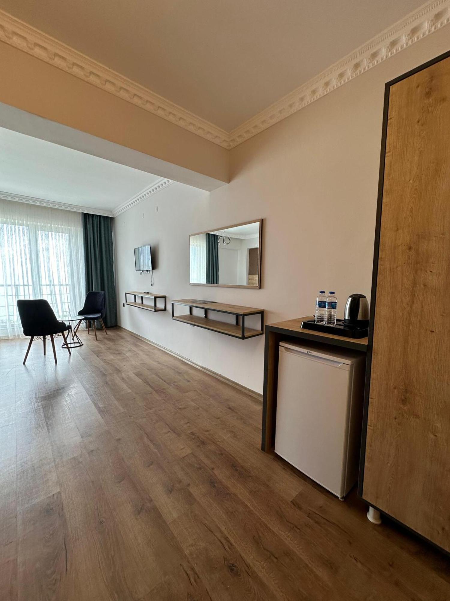 Orient Hotel Ван Экстерьер фото